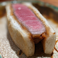 肉割烹 上 - 