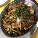 Manten Sakaba - 焼きそば　450円