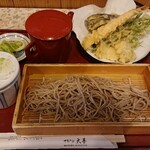 十割そば 大善 - ■十割そば(並盛) 700円(内税)/ 天ぷら盛り合わせ(5品) 500円(内税)■