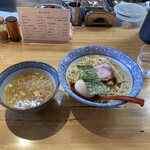 支那そば なかじま - つけそば(塩)麺大盛り､味玉のせ