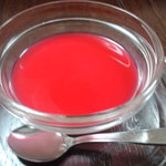 中国四川料理　やまもと天山 - 杏仁豆腐ハイビスカスソース