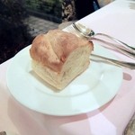 ポン・ヌフ - 自家製のバケット　何度食べても美味しいです。