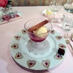 ポン・ヌフ - イチゴパフェ