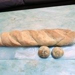 ポン・ヌフ - お土産のパン。