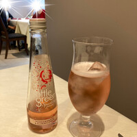 リストランテ ラ ソリア - 今回はザクロが混ざってしまいましたがエルダーフラワージュースって何とも言えない風味がありますよね