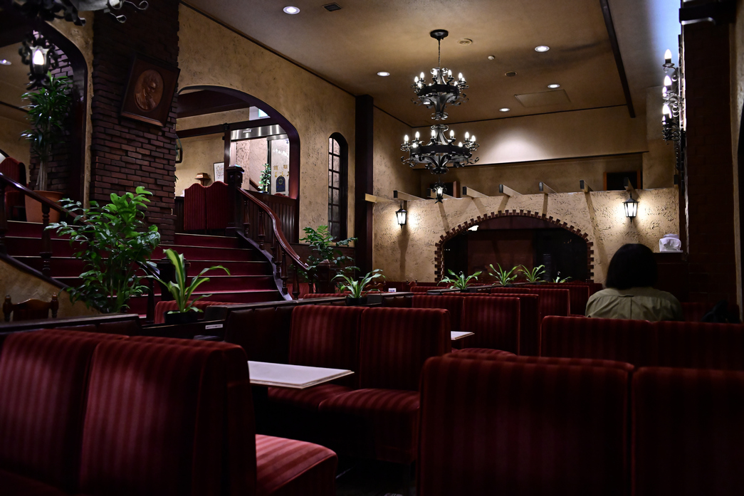 写真 : 名曲・珈琲 新宿 らんぶる （メイキョクコーヒーシンジュク