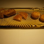 フィオッキ - 小菓子　プチシュー　ビスコッティ　