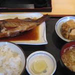 魚真 - めばるの煮付け定食