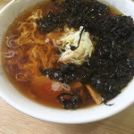 城西金ちゃんラーメン - 料理写真:岩海苔ラーメン　麺少な目、チャーシュー抜き
