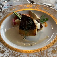 海の舎 - 真鯛のポワレクラリファイドバターと淡路島産玉ねぎ