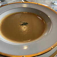 海の舎 - 淡路島玉ねぎとオマール海老のビスクスープ