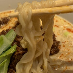 美華園 - 麺　リフト