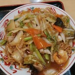 聚香楼 - 五目焼きそば大盛り