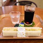 パン・ド・エッセ - ハム＆タマゴサンド200円 アイスコーヒー350円