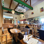 新屋食堂アヤナイ - 内観 ①