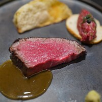銀座 大石 - 中尾牧場松阪牛のヒレ肉炭火焼き、賀茂茄子