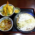 久兵衛屋 - 満腹定食うどん並盛り(990円)
            