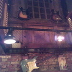 萬菜 - 壁掛けのギター