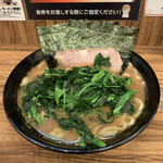 横浜家系らーめん 二代目武道家 - ラーメン＋ほうれん草のトッピング('22/06/10)