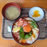 居酒屋あさぬま - 海鮮丼 たまご入り 880円