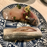 Sushiya No Kanroku - 鯵／小肌握り
