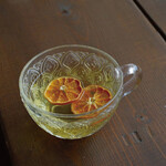 Floating Mandarin Tea