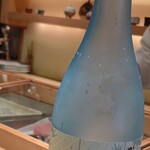 寿司英 - 【ドリンク】
      
      【季節の冷酒】
      ❀『はつなつの風』(お値段不明)
      
      