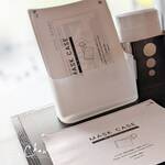 ル　シャン  - 各テーブルにマスクケースを設置しております。ご自由にお使いください。