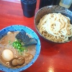 二代目つけめん中盛り￥７５０  ＋味付玉子￥１００・魚粉増し￥無料