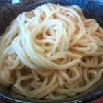 カネジンの麺300gの中太ウェーブ麺