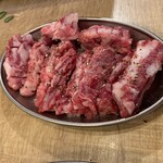 和牛焼肉大衆酒場 ホルモン博多春吉のじゃん横 - テール