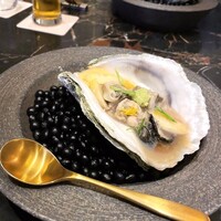 六花 - 島根県隠岐島産天然岩牡蠣 利尻昆布