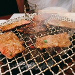 炭火焼肉 新宿 柳苑 - 