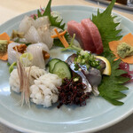 ステーキハウス スエ - お刺身盛り合わせ