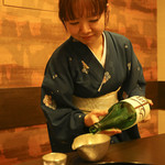 Ginza Hakobune - 和装の女性スタッフを中心にきめ細やかなサービスを…