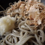 大もりそば - 「辛味おろしそば」アップ