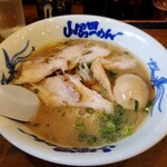 山の田ラーメン - チャーシュー美味い。