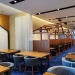 Q CAFE by Royal Garden Cafe - 