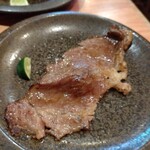 肉バルstaub - １日１０貫限定！和牛リブロースの炙り寿司