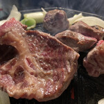 成吉思汗　だるま - 周りの玉ねぎ＆長葱に肉汁染み渡る！