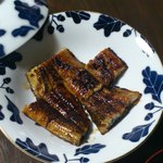 竹屋 - 鰻４切れ