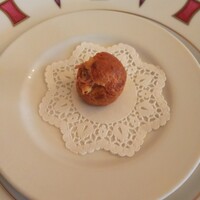 ル・ブルギニオン - 塩漬け豚肉を挟んだグジュール