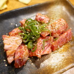 Shukou Yakiniku Kagari Bi - 和牛中落ちカルビ