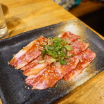 酒肴焼肉　かがり火 - 和牛特選カルビ