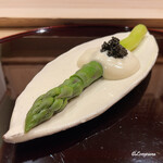 御料理 寺沢 - 白和えとキャビアで味わうグリーンアスパラ