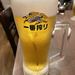 西安刀削麺酒楼 - 生ビールでカンパイ