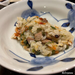 御料理 寺沢 - 桜海老とホロホロ鳥と西蕨の炊込みごはん