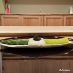 御料理 寺沢 - 白和えとキャビアで味わうグリーンアスパラ