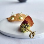 アジュール フォーティーファイブ - フォアグラ、黒ゴマ、ピスタチオ、チェリーキャンディ