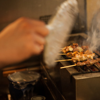お酒との相性は抜群。紀州備長炭使用の『焼鳥』『海鮮』